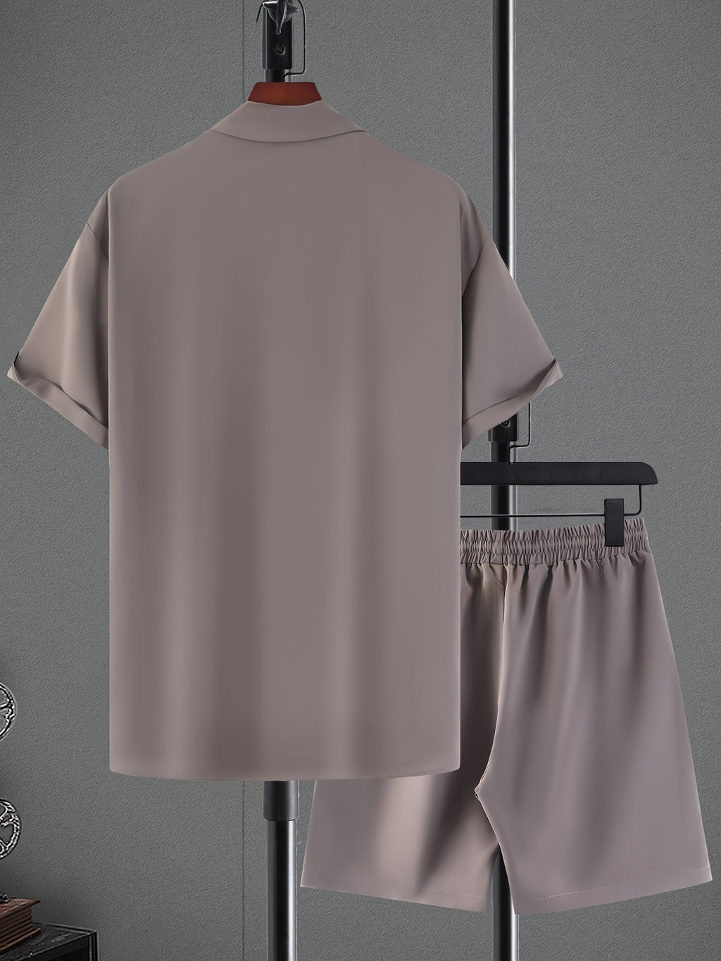 ''KING'' Crown Print Men's 2Pcs, Button Up Shirt And Drawstring Shorts Set For Summer