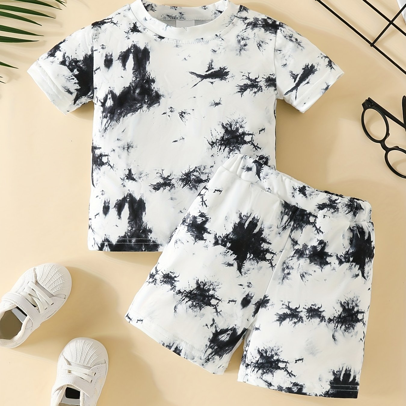 2pcs Boys And Girls Chic Tie Dye Round Neck T-shirt & Shorts Outdoor Set, Babies Toddlers Stretchy Comfy Trendy outdoor clothes