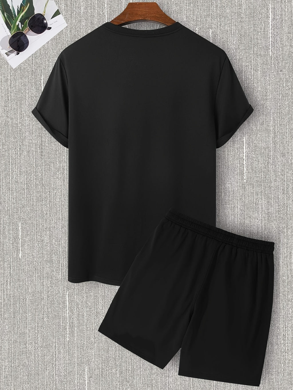 2Pcs Mens Seagull Print Loungewear Set - Fashionable Casual Crew Neck T-Shirt & Drawstring Shorts for Summer - Comfortable Short Sleeve Outfit for Lounging, Vacation, and Workout
