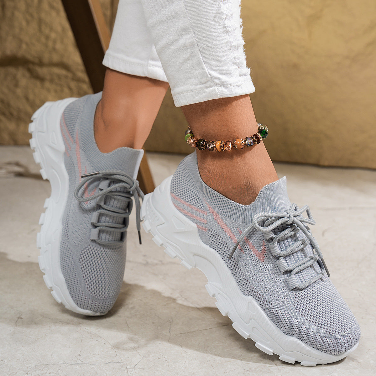 Women's Casual Stylish And Lightweight Soft Bottom Sports Shoes 