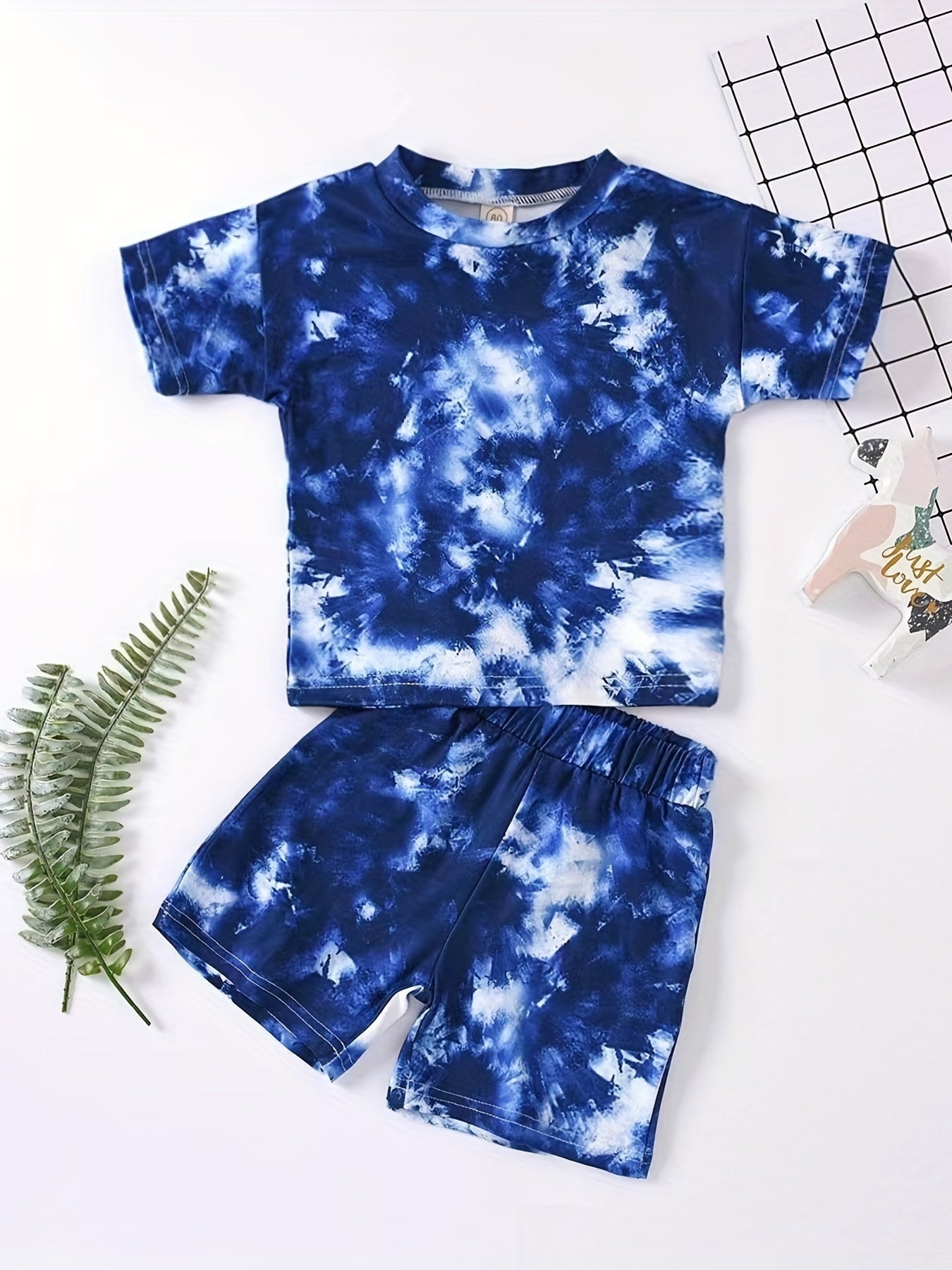 2pcs Boys And Girls Chic Tie Dye Round Neck T-shirt & Shorts Outdoor Set, Babies Toddlers Stretchy Comfy Trendy outdoor clothes