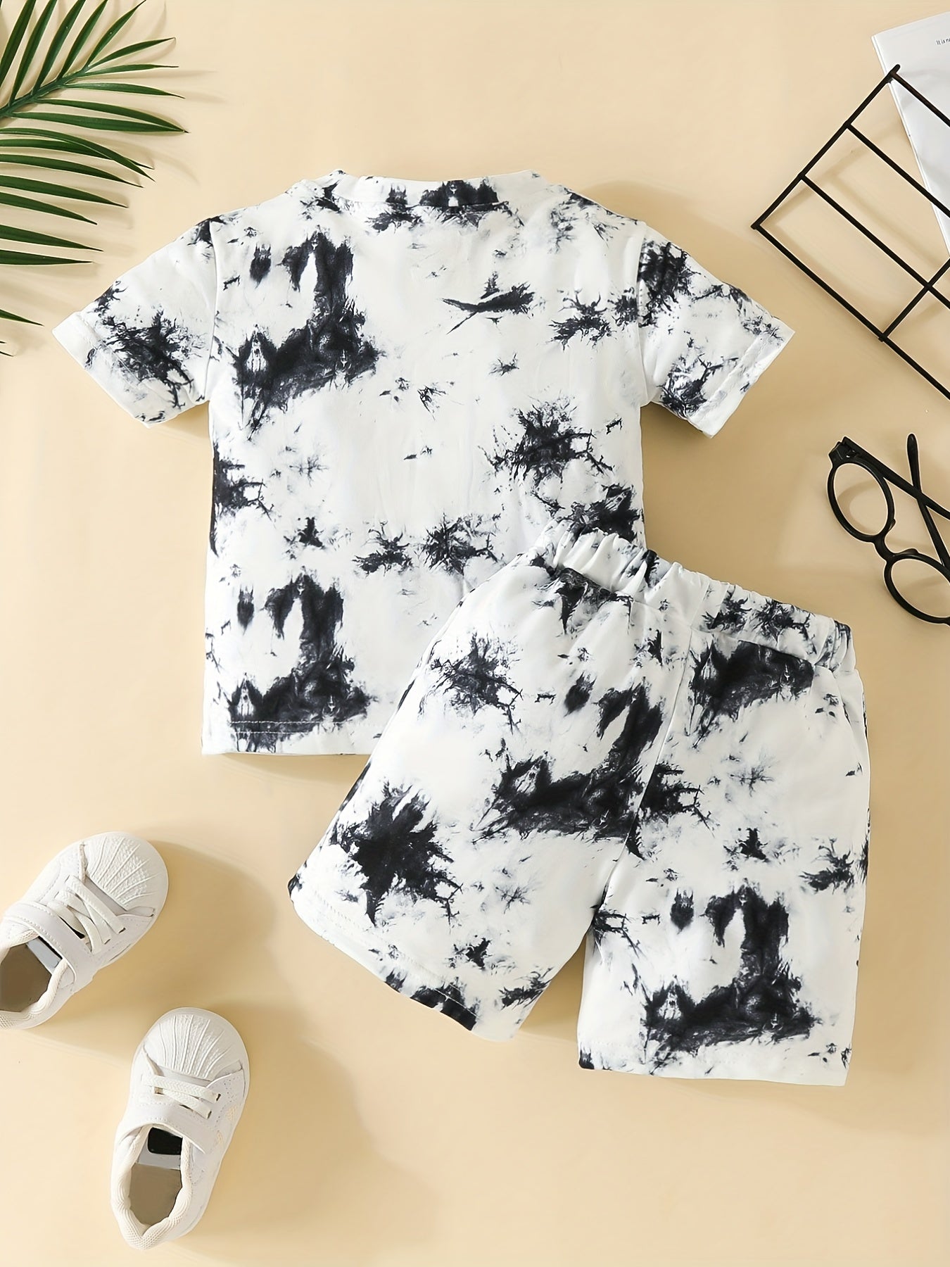 2pcs Boys And Girls Chic Tie Dye Round Neck T-shirt & Shorts Outdoor Set, Babies Toddlers Stretchy Comfy Trendy outdoor clothes