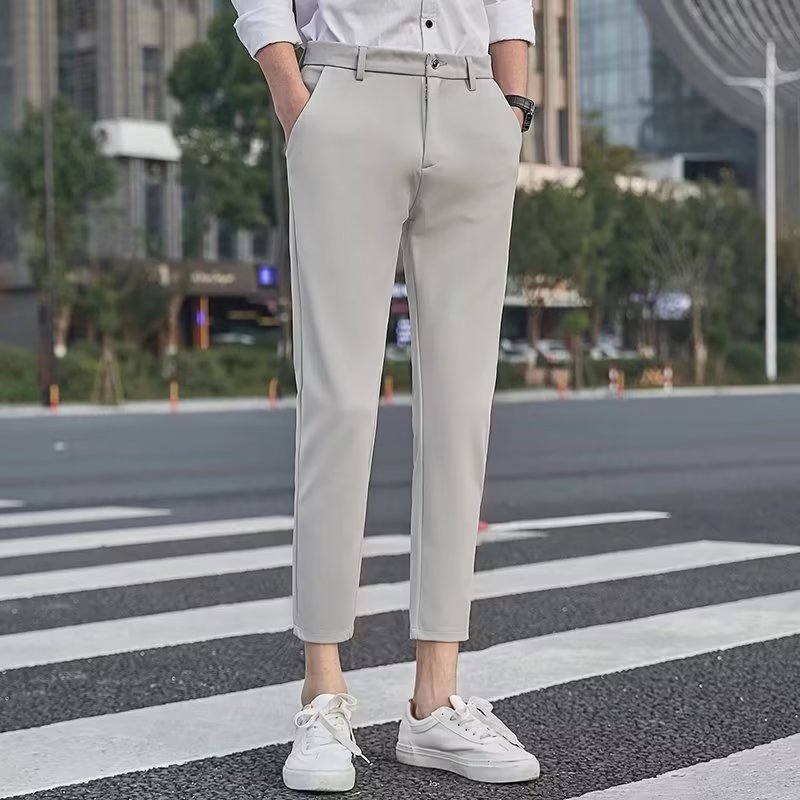 Men's Fashionable Slim-Fit Casual Drapey Cropped Trousers 
