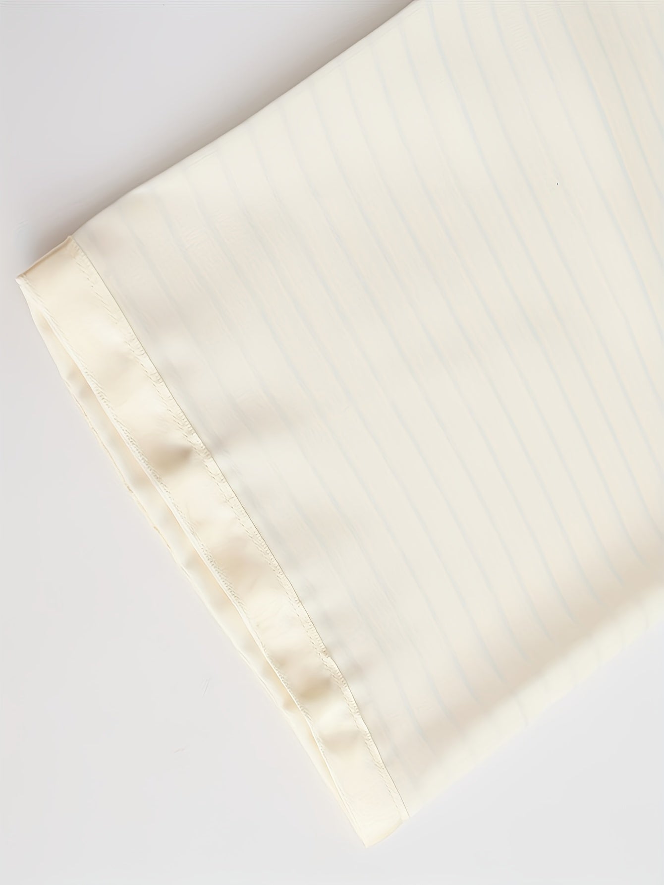 V-Neck Mens Elegant Muslim Dress - Polyester Saudi Arabic Robes Kurta with Ruffle Neck Embroidered Pattern - Loose Fit, Solid Color, Spring Wear, Non-Stretch, Woven Prayer Clothes