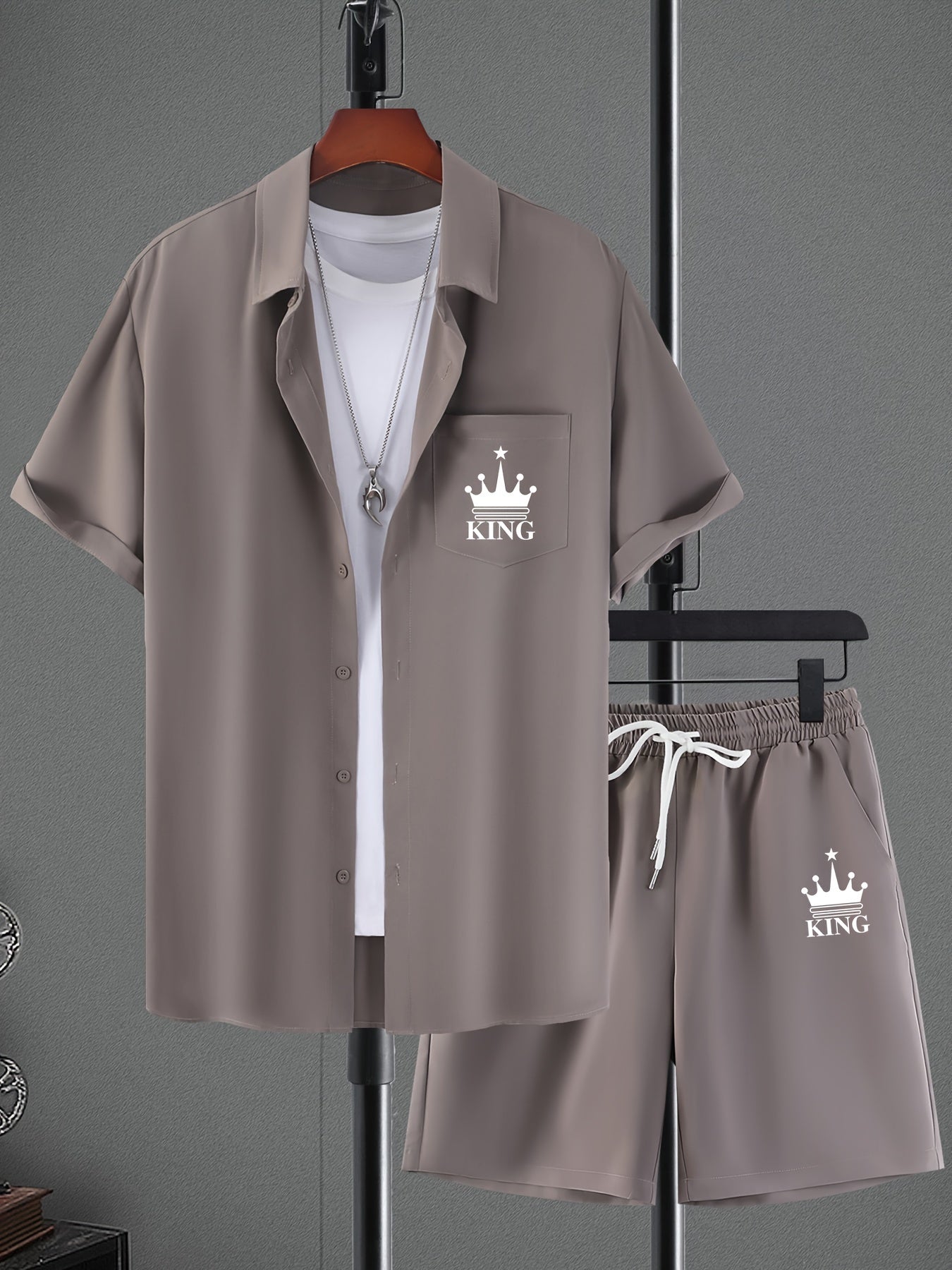 ''KING'' Crown Print Men's 2Pcs, Button Up Shirt And Drawstring Shorts Set For Summer