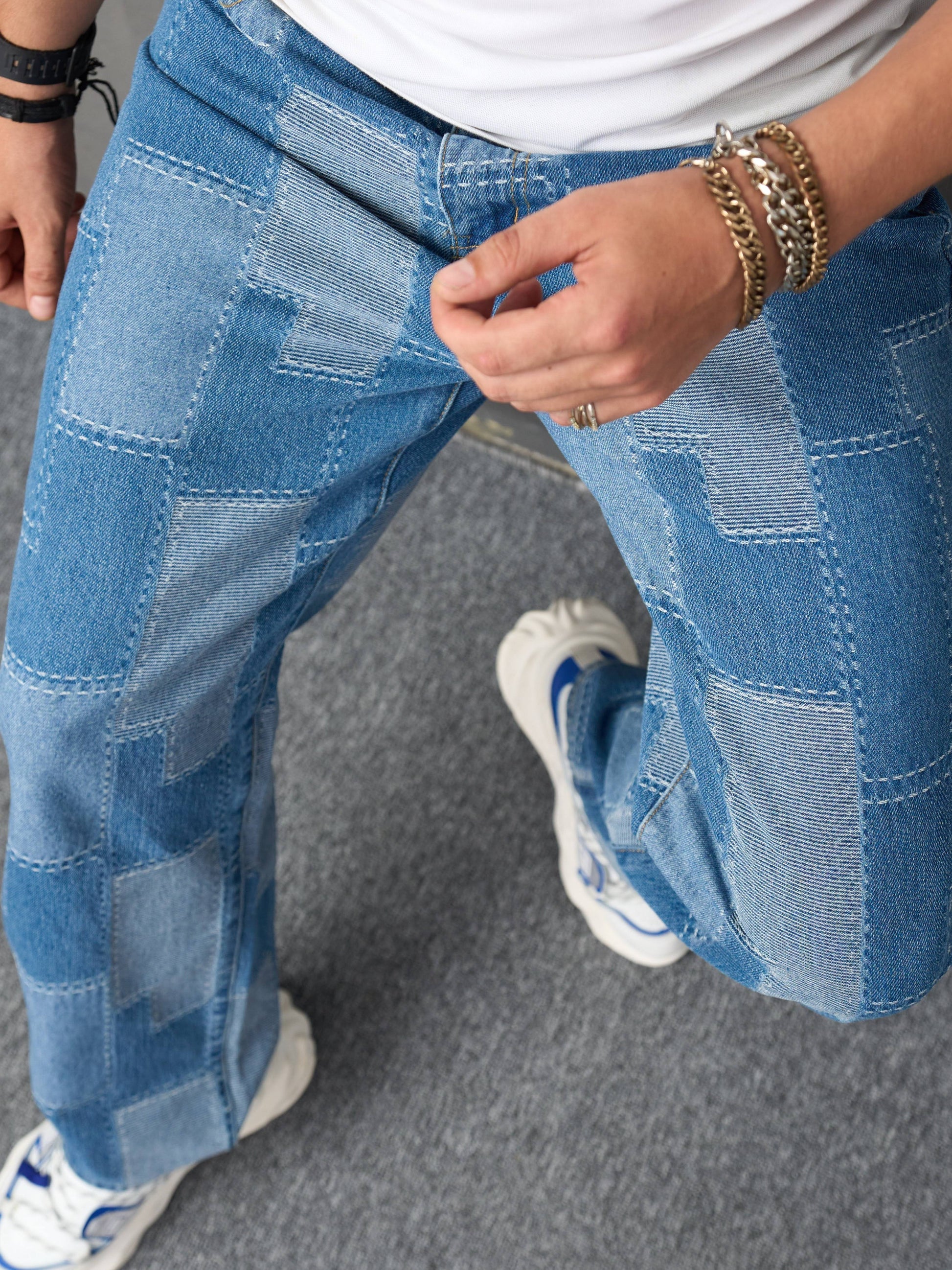 Mens Trendy Patchwork Denim Jeans - Stylish Streetwear Loose Wide-Leg Pants for Hip Hop Fans - Comfortable Denim Fabric with a Fashion-Forward Look
