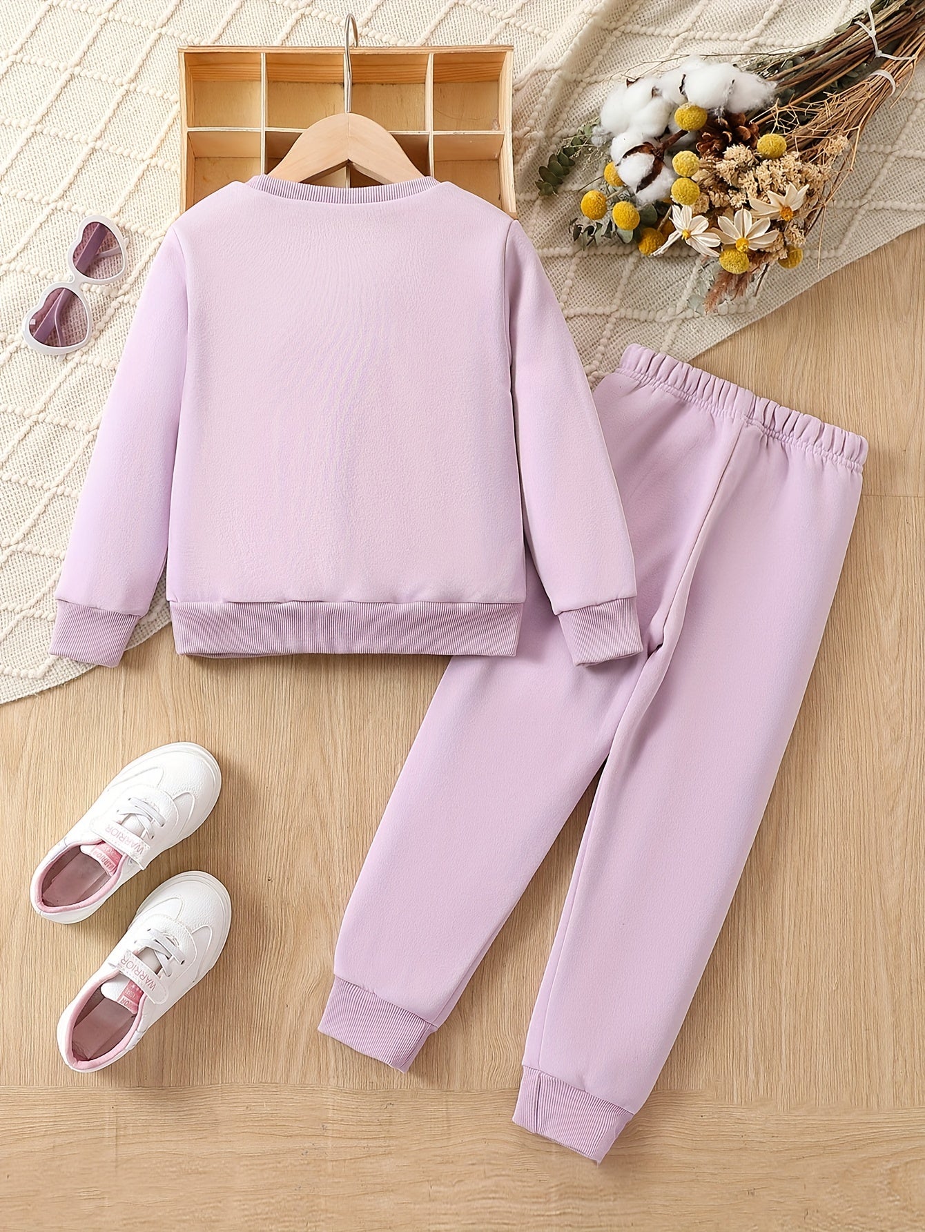 Girls 2pcs "Be Kind" And Rainbow Print Top & Jogger Pants Set, Thick Outfits Kids Clothes For Sports Spring Fall Winter