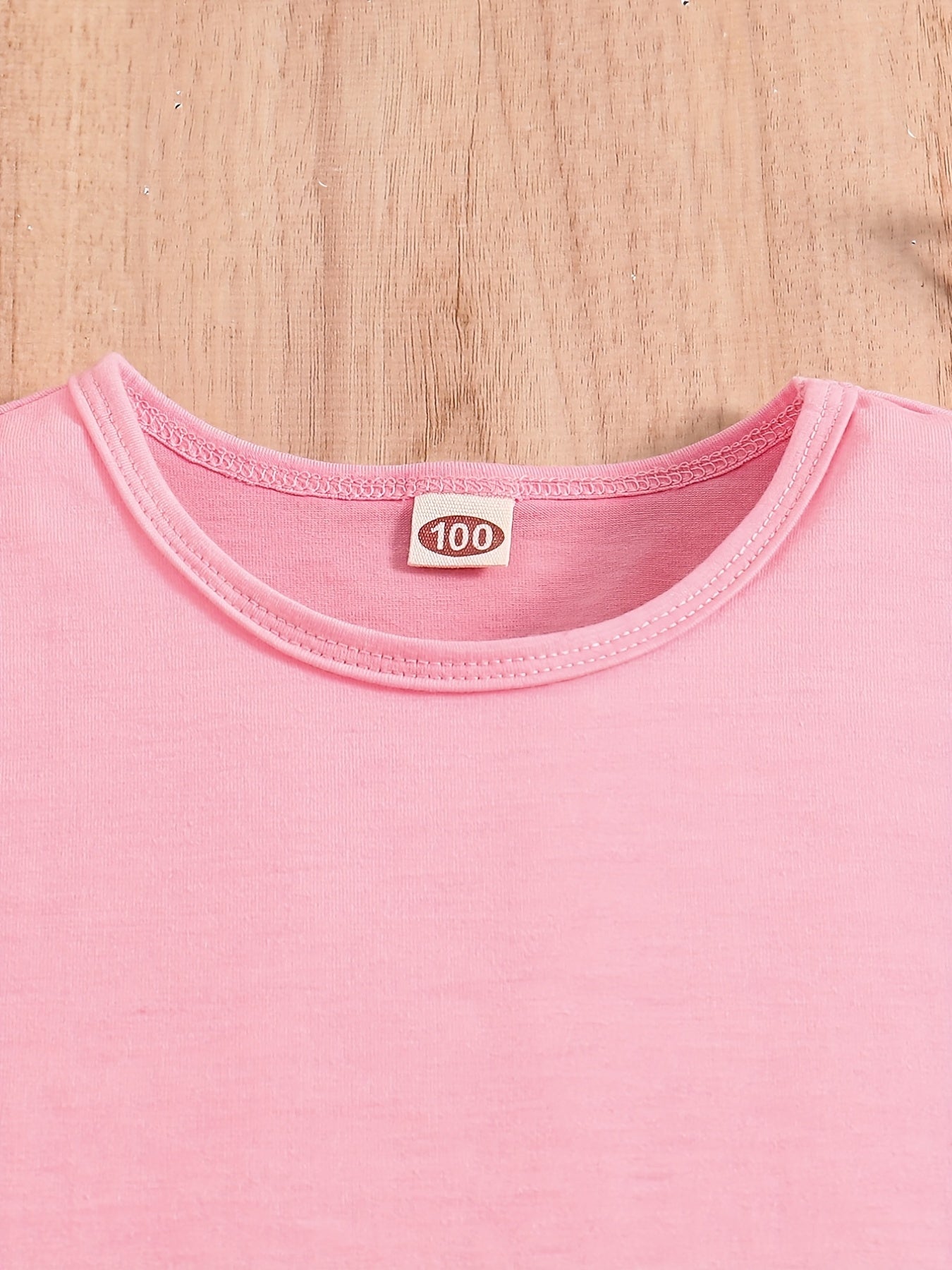2pcs Girls Crew Neck Sleeveless Crop Tank Top & Elastic Waist Belted Vertical Stripes Shorts Set Kids Summer Clothes