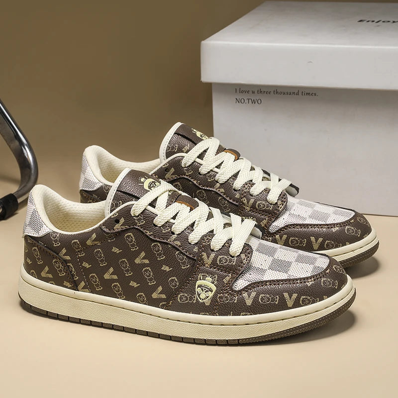 Men's Shoes 2025 British Fashion Trend Shoes Retro Board Shoes Four Seasons New Casual Shoes Every Day Wear Street Casual Shoes