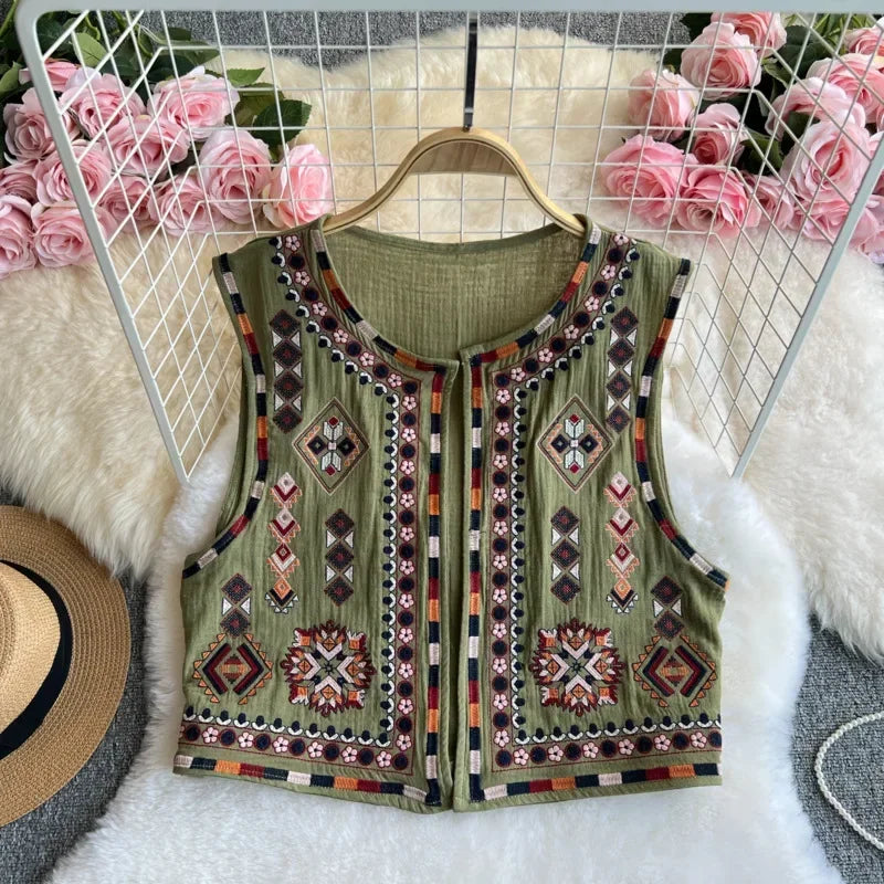 2025 New Vintage Bohemian Style Women Summer Heavy Embroidery Loose Fit Top Sensible Luxury Differentiated Elegant Trendy Vest