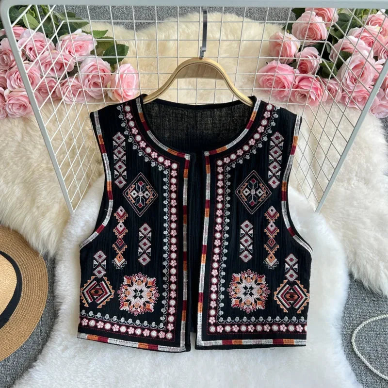 2025 New Vintage Bohemian Style Women Summer Heavy Embroidery Loose Fit Top Sensible Luxury Differentiated Elegant Trendy Vest