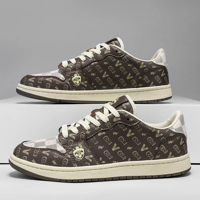 Men's Shoes 2025 British Fashion Trend Shoes Retro Board Shoes Four Seasons New Casual Shoes Every Day Wear Street Casual Shoes