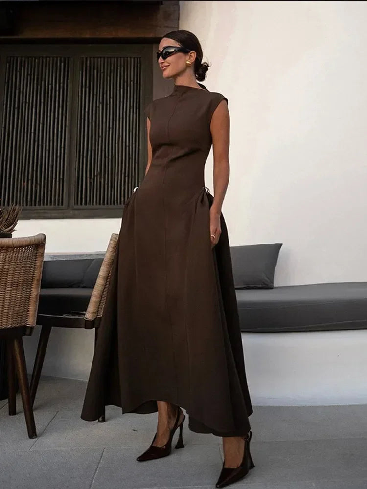 Elegant Brown Diagonal Neck Long Dress Vintage Women's Loose Black Metal Buckle Sleeveless Maxi Dresses Female 2025 Summer Robe