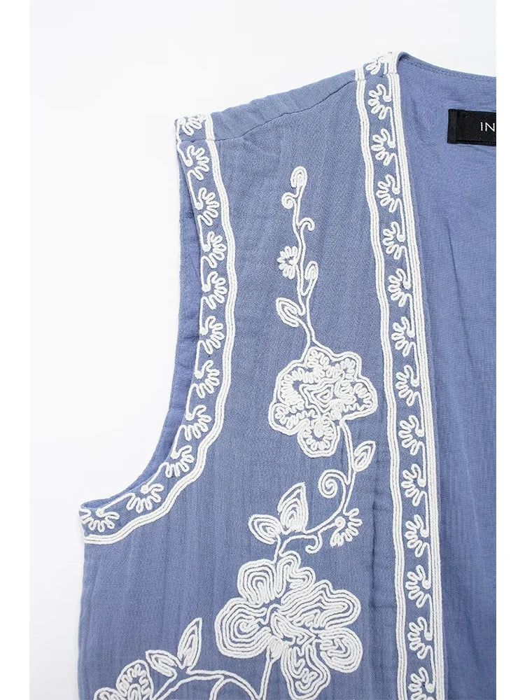 New Women Sleeveless Embroidered Vest Causal Female Vintage Boho Vest Woman Cropped Jacket Waistcoat Women Cardigan