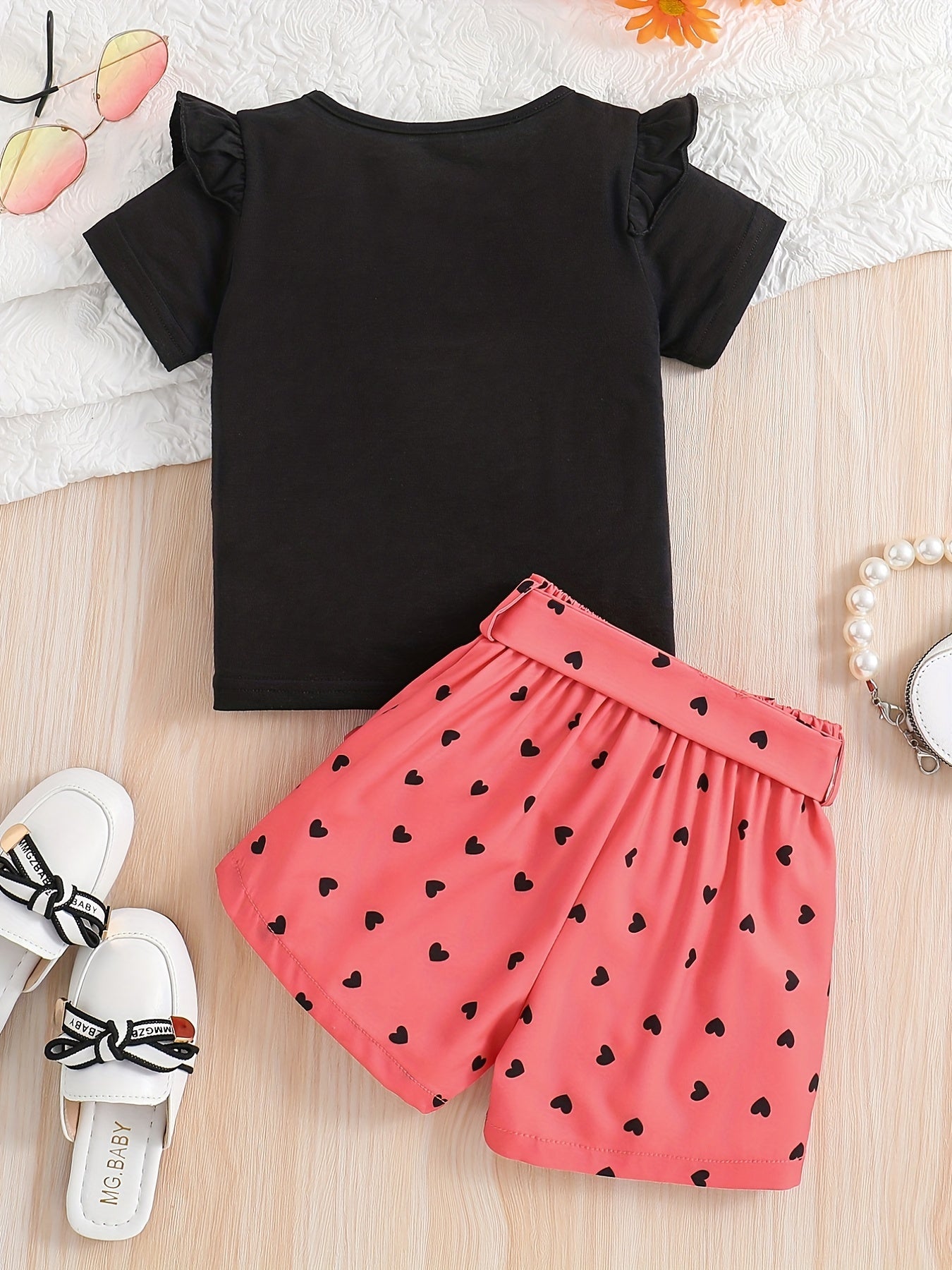 2pcs Toddler Girls Cute Cartoon Bow Cat Graphic Ruffle Trim T-Shirts Casual Round Neck Tees Top & Heart Graphic Belted Shorts Set Kids Summer Clothes
