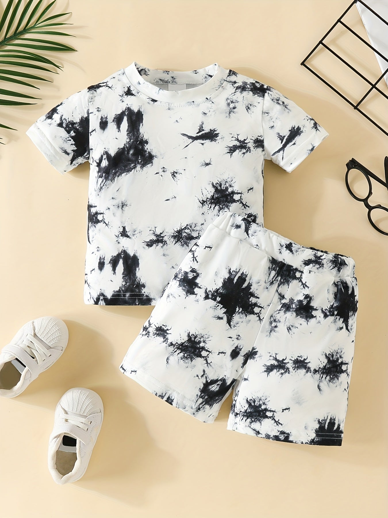 2pcs Boys And Girls Chic Tie Dye Round Neck T-shirt & Shorts Outdoor Set, Babies Toddlers Stretchy Comfy Trendy outdoor clothes