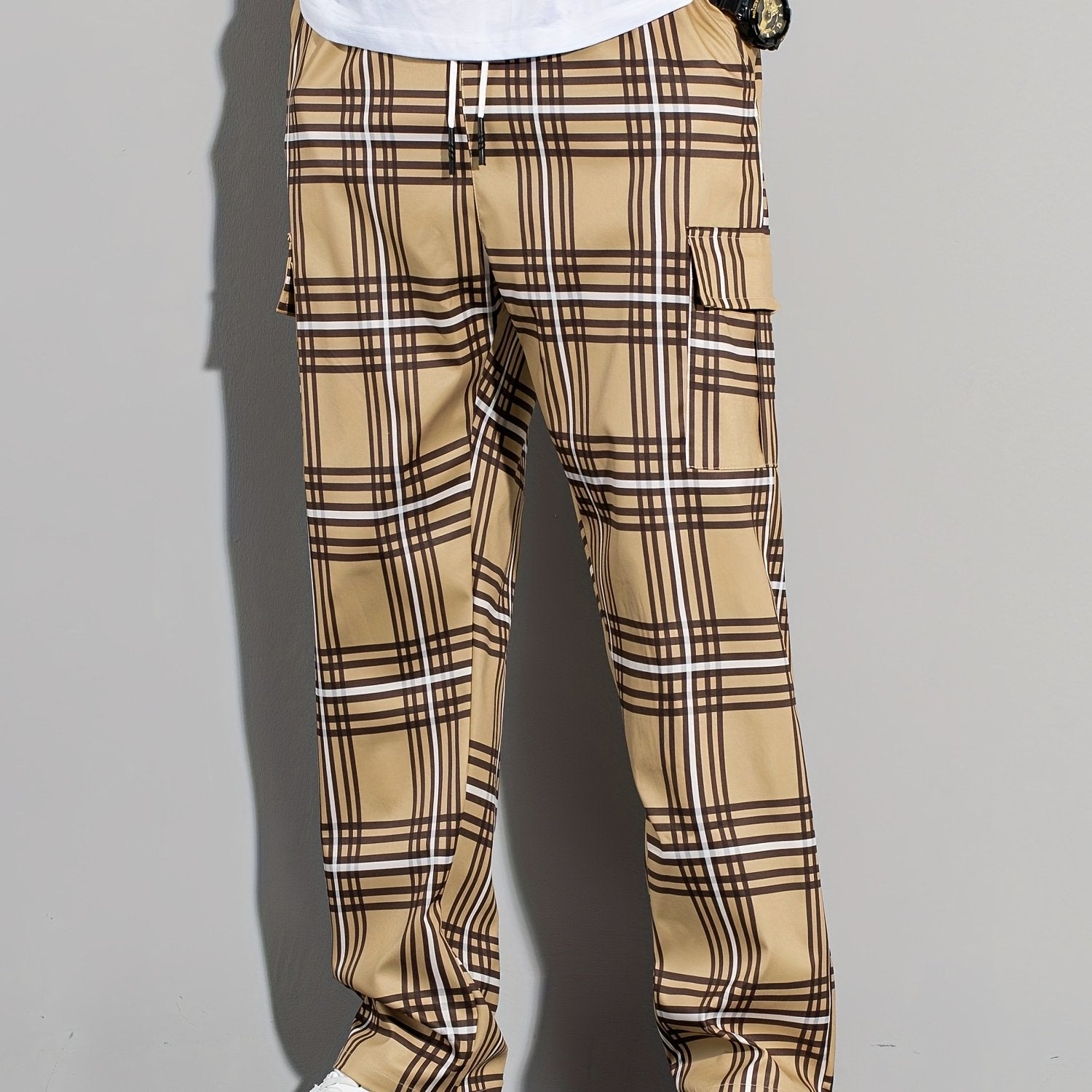 Mens Fashion-Forward Vintage Plaid Cargo Pants - Comfortable Loose Fit with Multiple Flap Pockets, Ideal for Outdoor Adventures, Work, and Streetwear Hip Hop Style