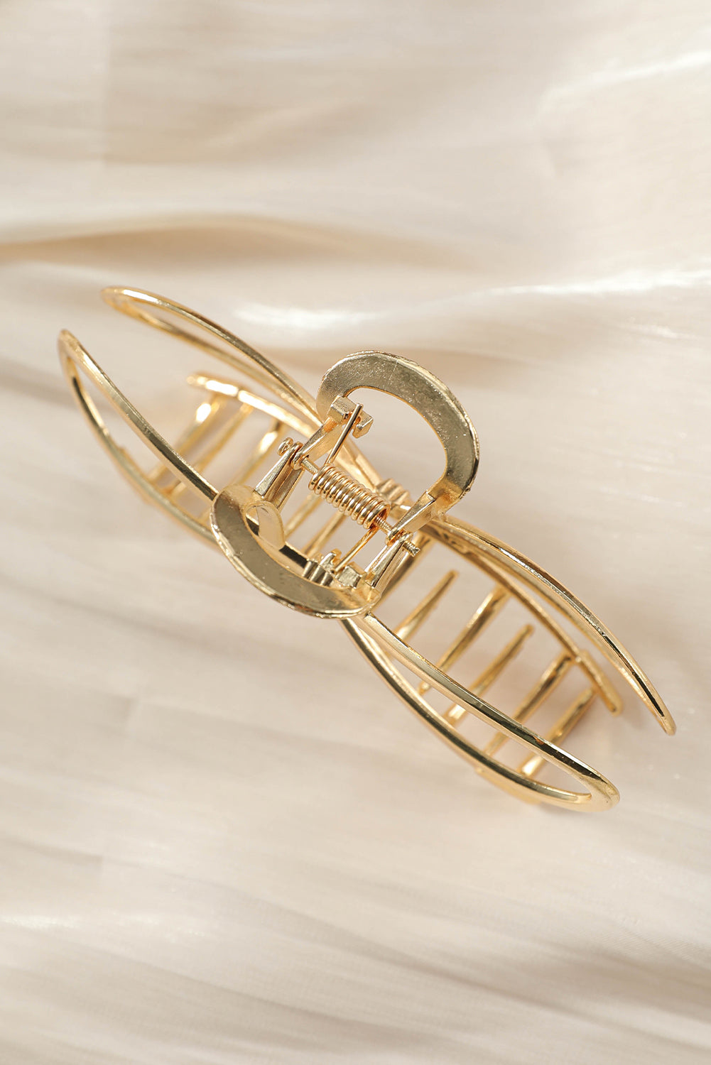 Gold Casual Bowknot Shape Metal Claw Clip 