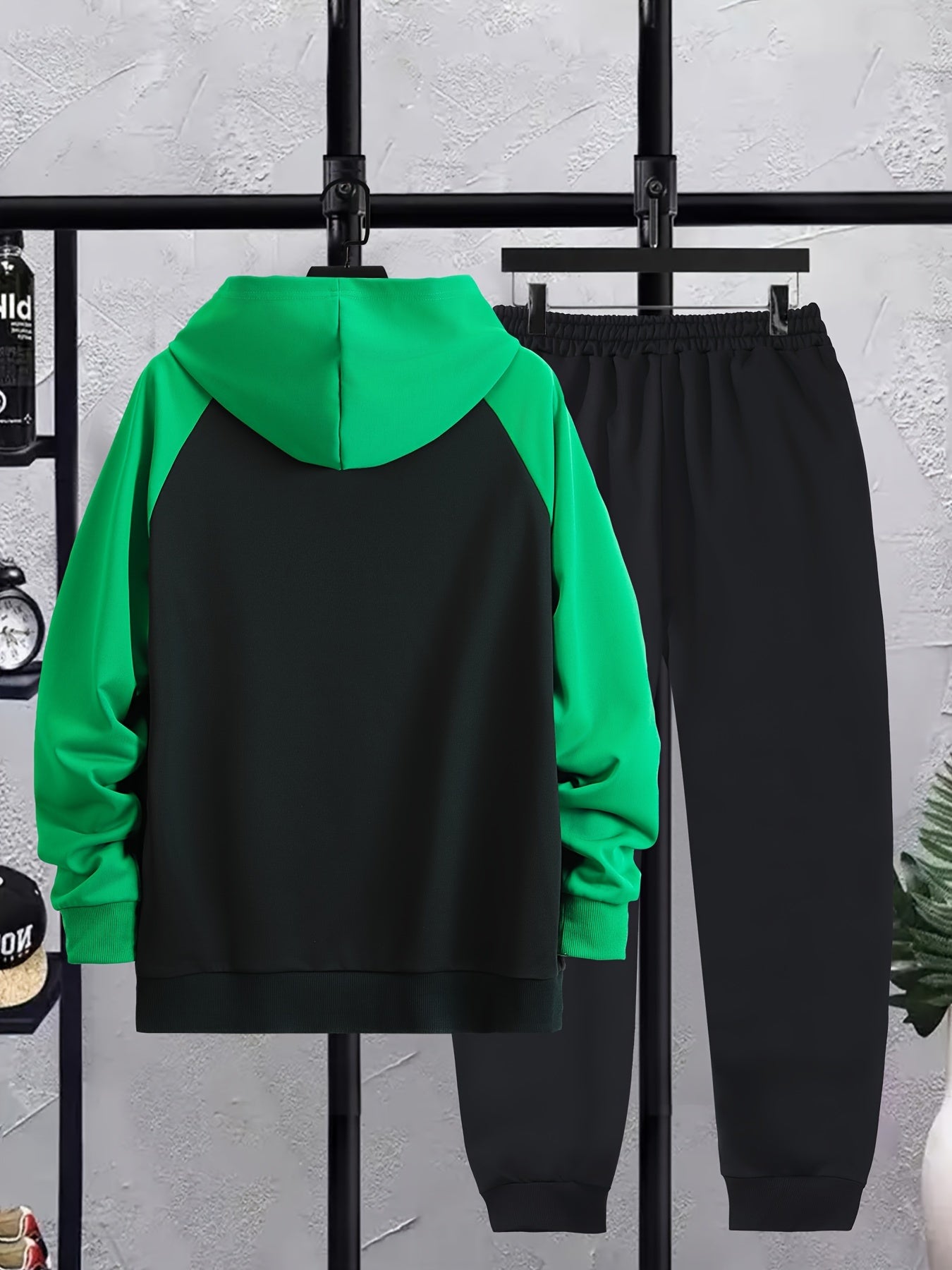 Autumn and Winter Shoulder Insert Men's Hoodie Casual Suit with Patchwork Color Craft, Regular Long Sleeve Hoodie and Drawstring Sports Trousers Two-piece Set