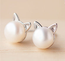 Sweet And Lovely Pearl Cat Ears Plated Platinum Short Necklace Temperament Kitten Clavicle Chain