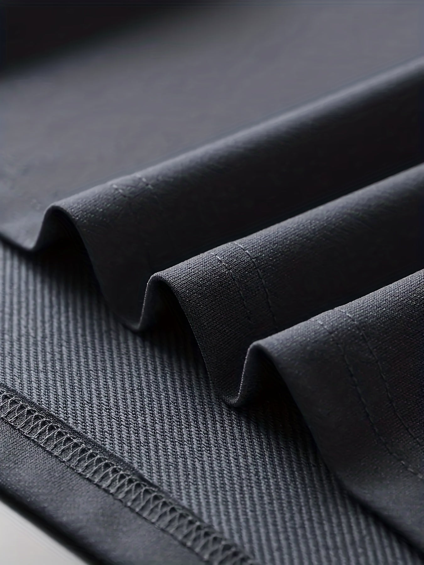 "Black Sheep Of My Family", Men's Sheep Graphic T-shirt, Casual Comfy Slightly Stretch Crew Neck Tee, Men's Clothing For Summer Outdoor