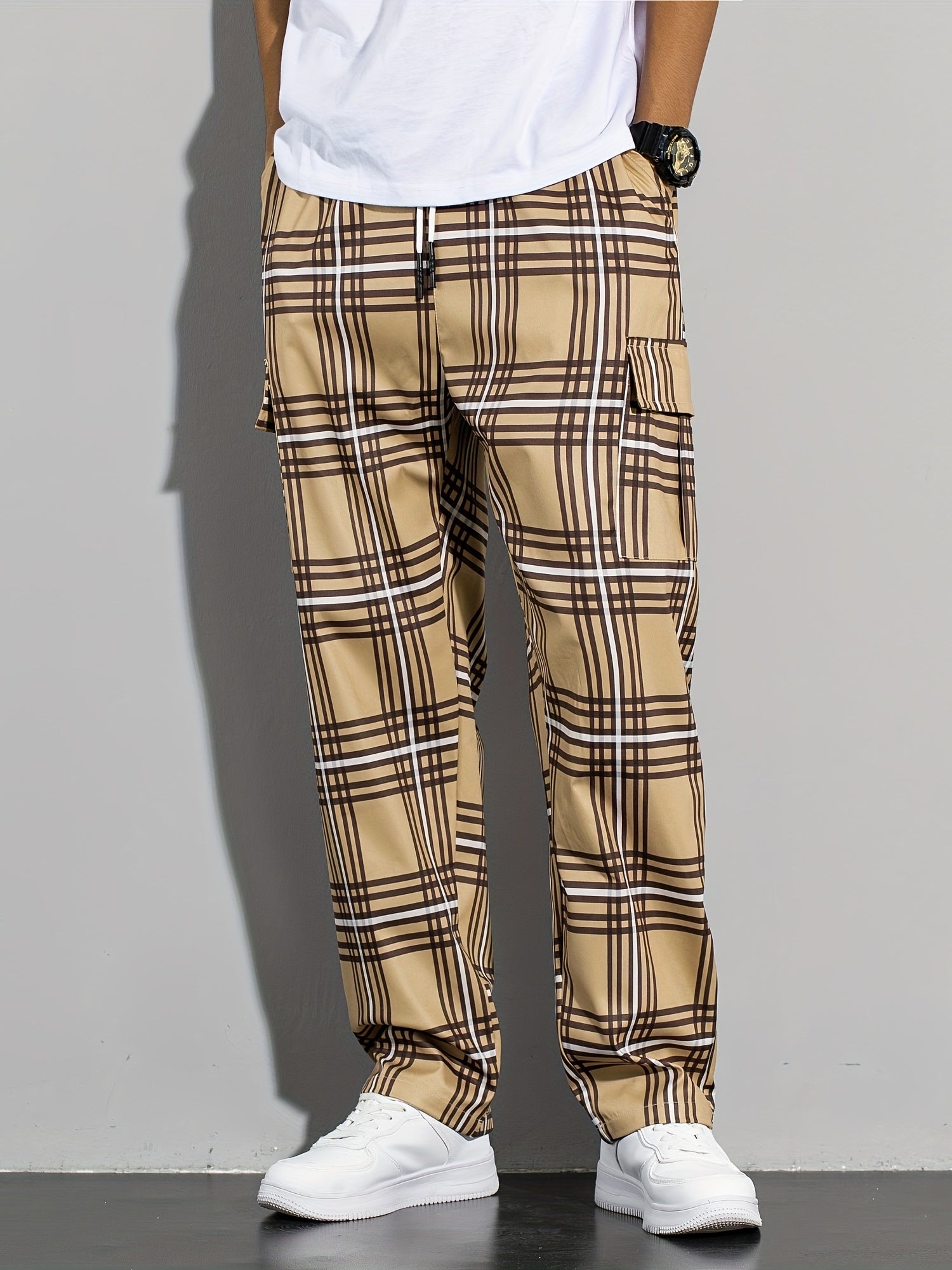Mens Fashion-Forward Vintage Plaid Cargo Pants - Comfortable Loose Fit with Multiple Flap Pockets, Ideal for Outdoor Adventures, Work, and Streetwear Hip Hop Style